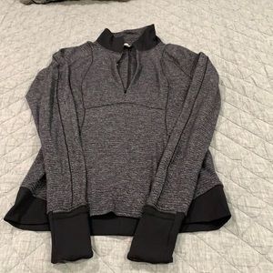 Lululemon Pull Over Size 8 Worn  1-2 times
